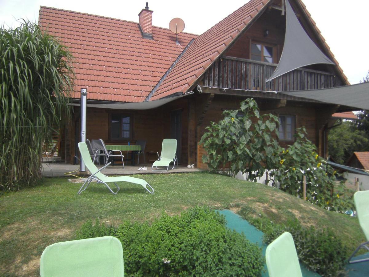 Blockhaus Familie Raidl Daire Riegersburg Dış mekan fotoğraf